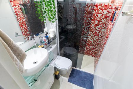 Apartamento à venda com 50m², 2 quartos e 1 vaga Apartamento à venda com 50m², 2 quartos e 1 vagaBanheiro