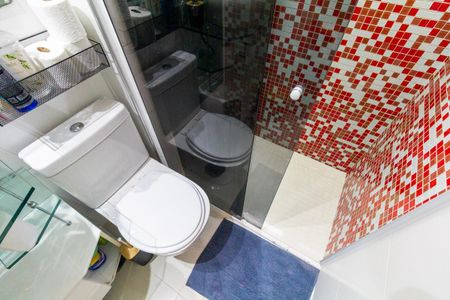 Apartamento à venda com 50m², 2 quartos e 1 vaga Apartamento à venda com 50m², 2 quartos e 1 vagaBanheiro
