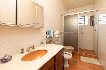 Casa à venda com 99m², 2 quartos e 2 vagasBanheiro