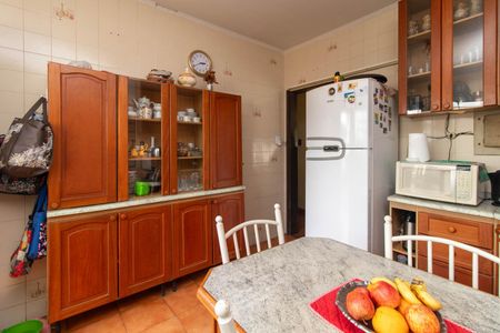 Casa à venda com 99m², 2 quartos e 2 vagasCozinha