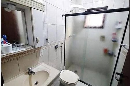 Casa à venda com 4 quartos, 200m² em Nova Gerti, São Caetano do Sul