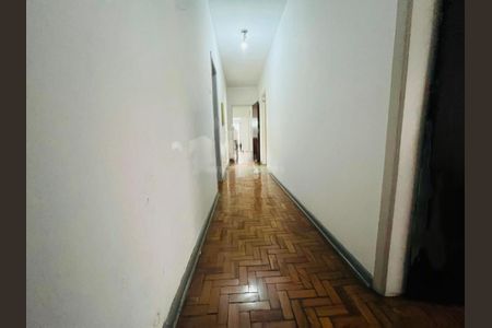 Casa à venda com 250m², 3 quartos e 6 vagas