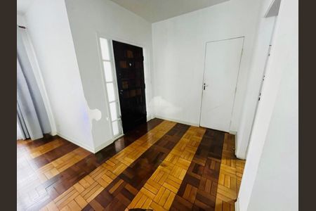 Casa à venda com 3 quartos, 250m² em Itaim Bibi, São Paulo