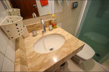 Casa à venda com 95m², 2 quartos e 1 vaga Casa à venda com 95m², 2 quartos e 1 vagaSuíte 1 - Banheiro