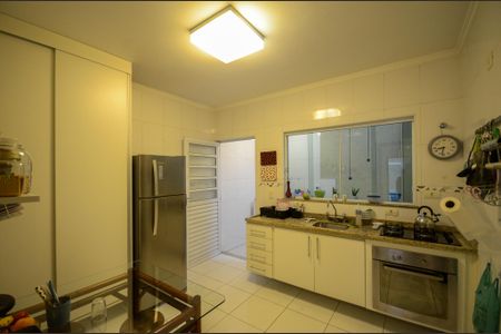 Casa à venda com 95m², 2 quartos e 1 vaga Casa à venda com 95m², 2 quartos e 1 vagaCozinha