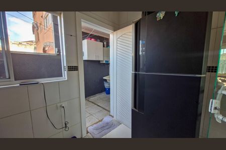 Casa de condomínio à venda com 110m², 2 quartos e 1 vaga