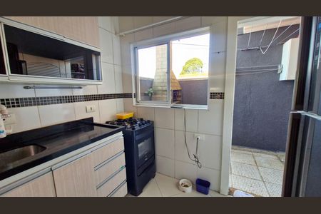 Casa de condomínio à venda com 110m², 2 quartos e 1 vaga