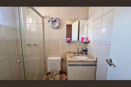 Casa de condomínio à venda com 110m², 2 quartos e 1 vaga