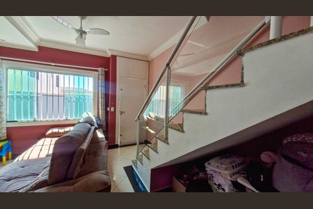 Casa de condomínio à venda com 110m², 2 quartos e 1 vaga