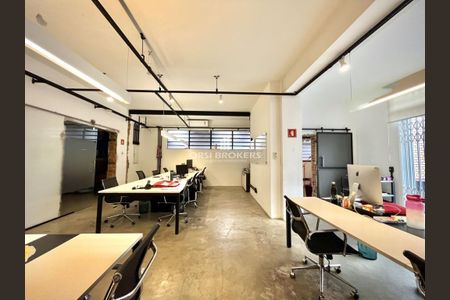 Casa à venda com 380m², 10 quartos e 4 vagas