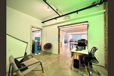 Casa à venda com 380m², 10 quartos e 4 vagas