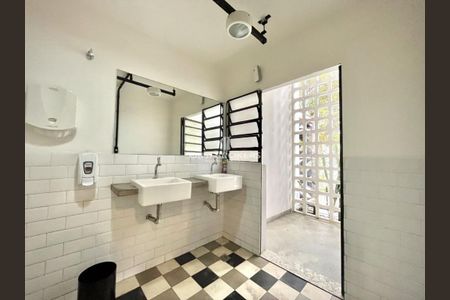 Casa à venda com 380m², 10 quartos e 4 vagas