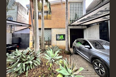 Casa à venda com 380m², 10 quartos e 4 vagas