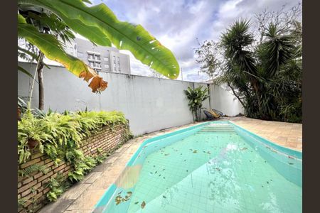 Casa à venda com 380m², 10 quartos e 4 vagas