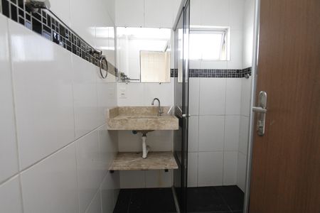 Casa para alugar com 60m², 2 quartos e sem vagaBanheiro