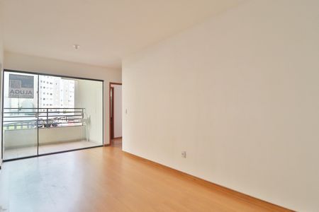 Sala de apartamento para alugar com 2 quartos, 64m² em Shopping Park, Uberlândia
