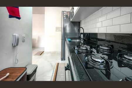 Apartamento à venda com 42m², 2 quartos e sem vaga Apartamento à venda com 42m², 2 quartos e sem vagaCozinha e Área de Serviço