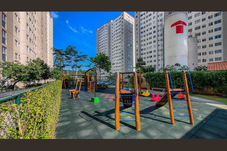 Apartamento à venda com 42m², 2 quartos e sem vaga Apartamento à venda com 42m², 2 quartos e sem vagaÁrea comum - Playground