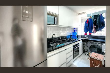 Apartamento à venda com 42m², 2 quartos e sem vaga Apartamento à venda com 42m², 2 quartos e sem vagaCozinha e Área de Serviço