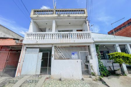 Casa para alugar com 60m², 2 quartos e sem vaga Casa para alugar com 60m², 2 quartos e sem vagaFachada