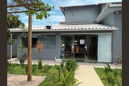 Casa para alugar com 3 quartos, 350m² em Jardim Atlântico Leste, Maricá