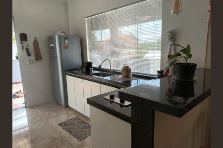 Casa para alugar com 350m², 3 quartos e 2 vagas