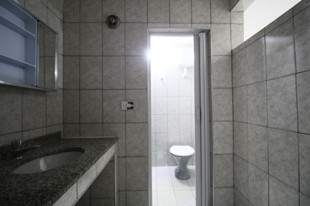 Banheiro de casa à venda com 3 quartos, 125m² em Vila Franca, São Paulo