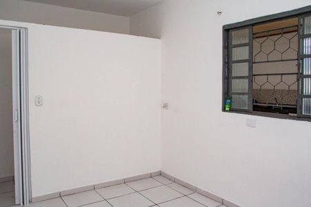 Casa para alugar com 85m², 3 quartos e sem vaga