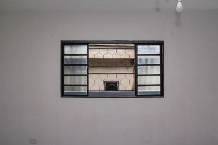 Casa para alugar com 85m², 3 quartos e sem vaga