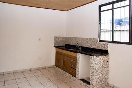 Casa para alugar com 85m², 3 quartos e sem vaga