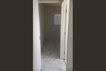 Corredor de apartamento para alugar com 2 quartos, 56m² em Loteamento Adventista Campineiro, Hortolândia
