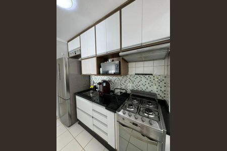 Foto 06 de apartamento à venda com 2 quartos, 64m² em Vila Piratininga, São Paulo