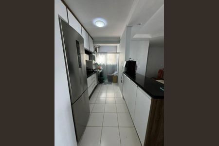 Foto 02 de apartamento à venda com 2 quartos, 64m² em Vila Piratininga, São Paulo
