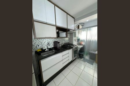Foto 01 de apartamento à venda com 2 quartos, 64m² em Vila Piratininga, São Paulo