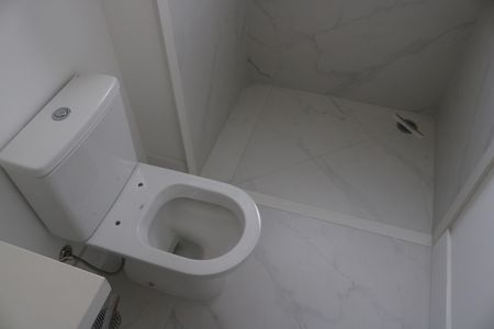 Apartamento à venda com 222m², 4 quartos e 5 vagasBanheiro 2