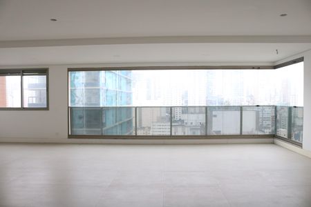 Apartamento à venda com 222m², 4 quartos e 5 vagasSala e Cozinha Integrada