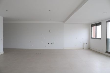 Apartamento à venda com 222m², 4 quartos e 5 vagasSala e Cozinha Integrada