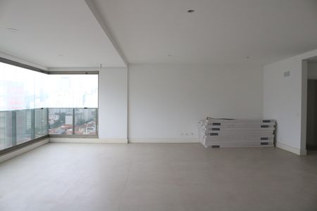 Apartamento à venda com 222m², 4 quartos e 5 vagasSala e Cozinha Integrada