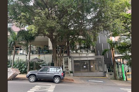 Apartamento à venda com 222m², 4 quartos e 5 vagas Apartamento à venda com 222m², 4 quartos e 5 vagasFachada do Prédio
