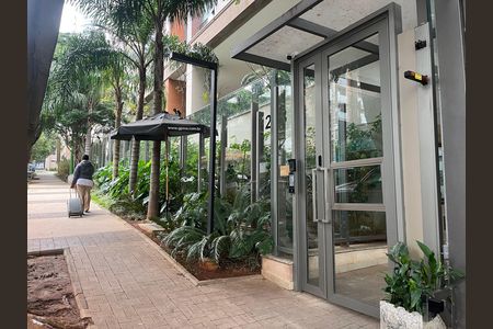 Apartamento à venda com 222m², 4 quartos e 5 vagas Apartamento à venda com 222m², 4 quartos e 5 vagasFachada do Prédio