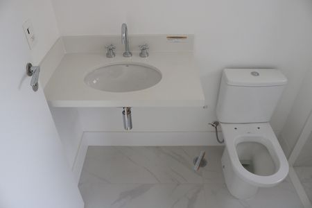 Apartamento à venda com 222m², 4 quartos e 5 vagasBanheiro 4