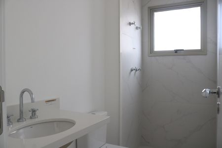 Apartamento à venda com 222m², 4 quartos e 5 vagasBanheiro 2