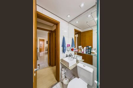 Apartamento à venda com 176m², 3 quartos e 2 vagas Apartamento à venda com 176m², 3 quartos e 2 vagasFoto 05