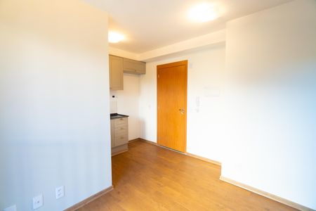 Apartamento à venda com 35m², 2 quartos e sem vaga Apartamento à venda com 35m², 2 quartos e sem vagaSala/Cozinha