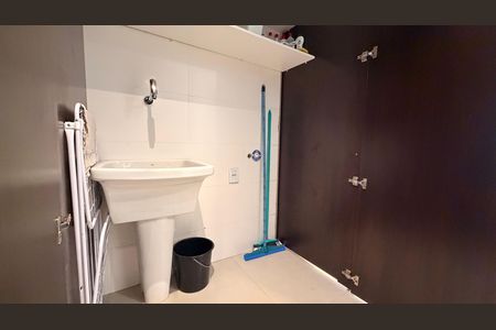Apartamento para alugar com 69m², 2 quartos e sem vagaÁrea de Serviço