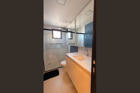 Apartamento para alugar com 69m², 2 quartos e sem vagaBanheiro da Suíte 1