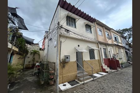 Casa para alugar com 42m², 2 quartos e sem vagaFachada