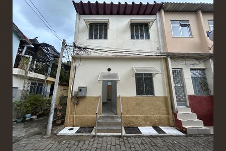Casa para alugar com 42m², 2 quartos e sem vagaFachada