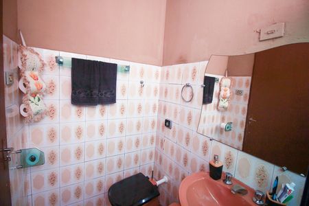 Casa para alugar com 120m², 2 quartos e 4 vagasBanheiro Social