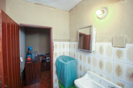 Casa para alugar com 120m², 2 quartos e 4 vagasBanheiro da Suíte